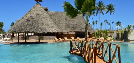 Combiné White Paradise 4* + Safari 2 nuits dans la réserve de Selous en avion, Séjour Tanzanie, Zanzibar par Ôvoyages Combiné White Paradise 4* + Safari 2 nuits dans la réserve de Selous en avion, Séjour Tanzanie, Zanzibar par Ôvoyages