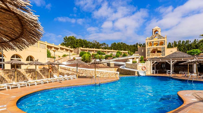 Hôtel SBH Monica Beach Resort 4* by Ôvoyages, Séjour Espagne & ses îles, Canaries, Fuerteventura par Ôvoyages Hôtel SBH Monica Beach Resort 4* by Ôvoyages, Séjour Espagne & ses îles, Canaries, Fuerteventura par Ôvoyages