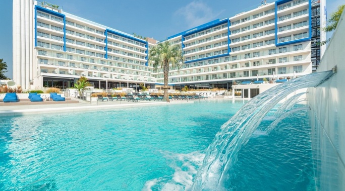 Hôtel L'azure 4*, Séjour Espagne & ses îles, Espagne continentale, Barcelone & sa région par Ôvoyages Hôtel L'azure 4*, Séjour Espagne & ses îles, Espagne continentale, Barcelone & sa région par Ôvoyages